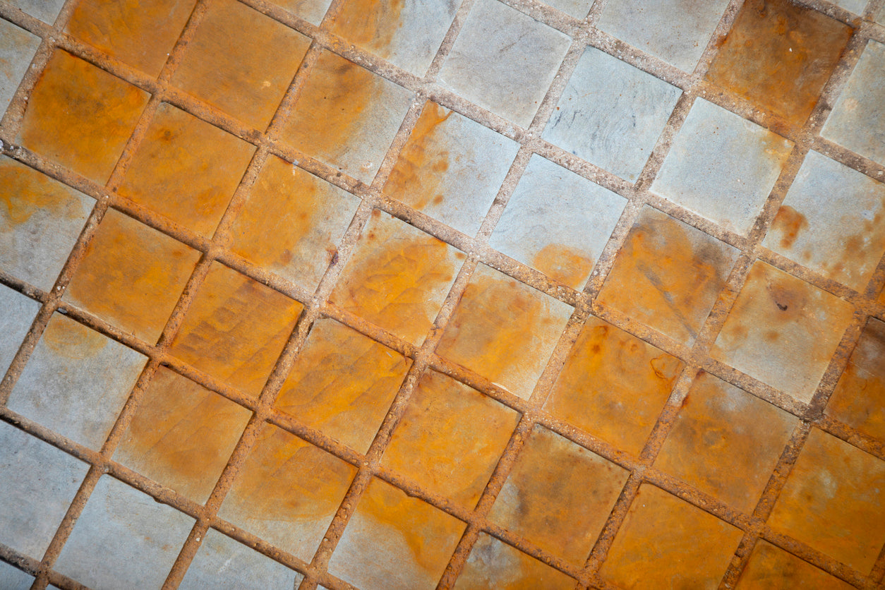 How to Remove Rust from Porcelain Tiles