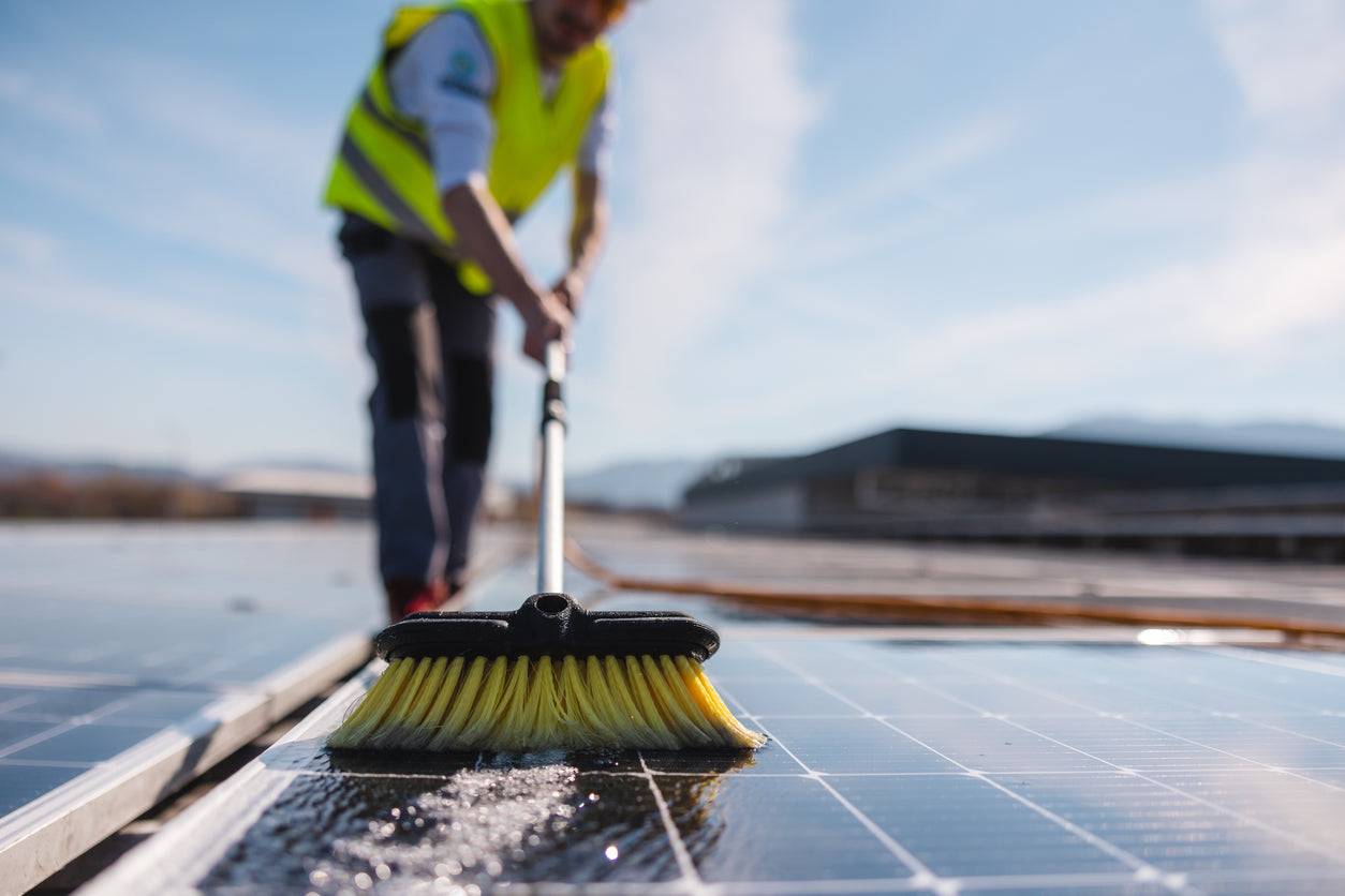 How to Clean Solar Panels